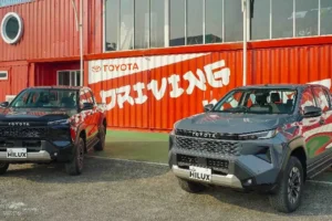 Dobrak Pasar Komersial, Toyota Luncurkan New Hilux Versi Listrik